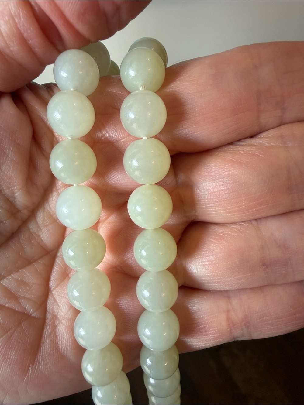Vintage White/Jadeite Jade beaded necklace